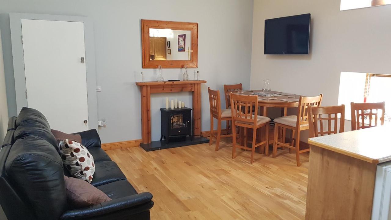 Apartment 3 Bedroom Banagher Town Centre Exterior foto
